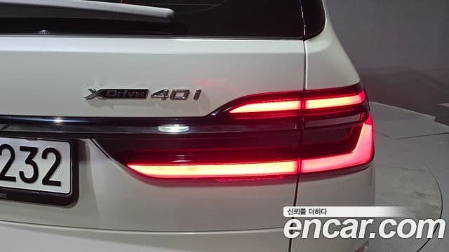 BMW X7 2024 — Photo 14/36