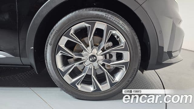 Kia Sorento 2020 — ფოტო 5/20