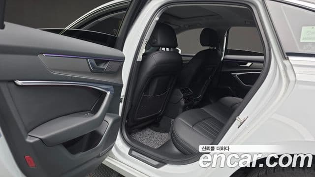 Audi A6 2020 — фото 16 из 20
