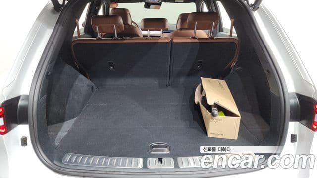 Genesis GV70 2024 — ფოტო 18/20