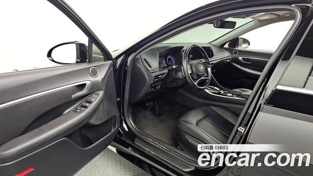 Hyundai Sonata 2022 — ფოტო 10/20
