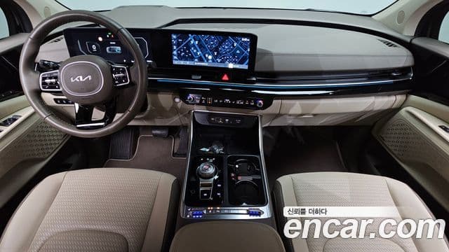 Kia Carnival 2024 — Şəkil 7/20