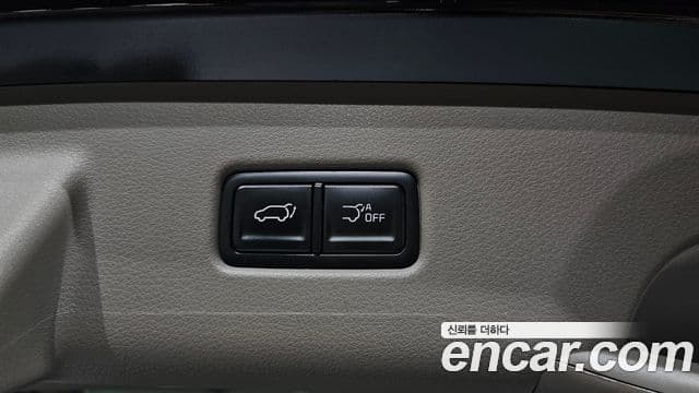 Kia Carnival 2024 — Photo 21/39