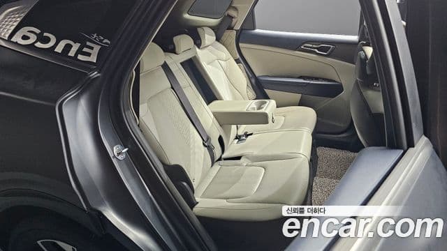 Kia Sportage 2022 — фото 11 из 20