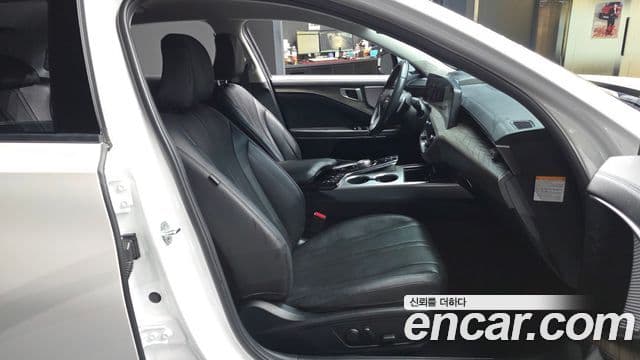 Kia K8 2022 — фото 11 из 20