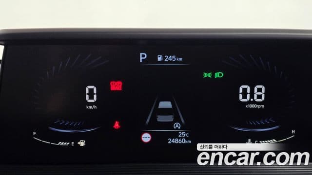 Hyundai Staria 2022 — Фото 8/20