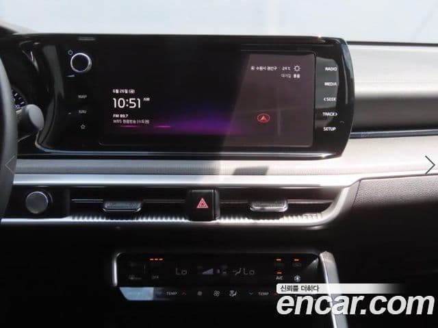 Kia K5 2023 — Şəkil 9/20
