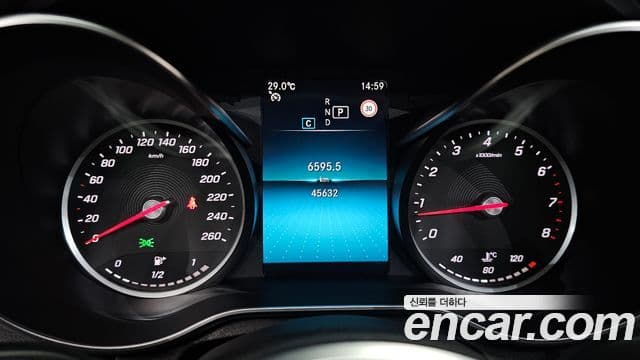 Mercedes-Benz C-Class 2020 — Фото 8/20