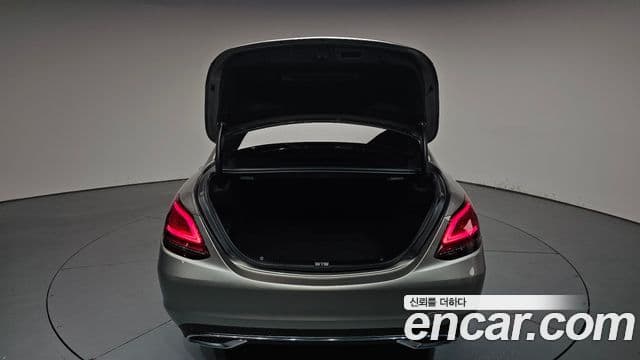Mercedes-Benz C-Class 2020 — Фото 20/20