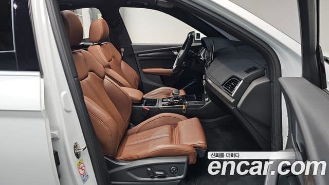 Audi Q5 2023 — ფოტო 11/20