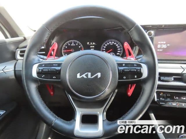 Kia K5 2022 — ფოტო 11/20