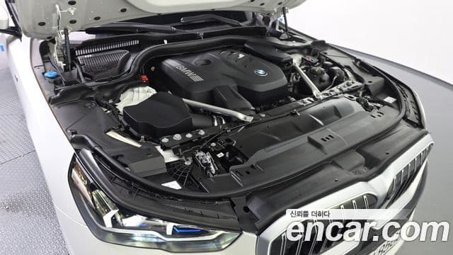BMW 5 Series 2024 — Şəkil 6/20