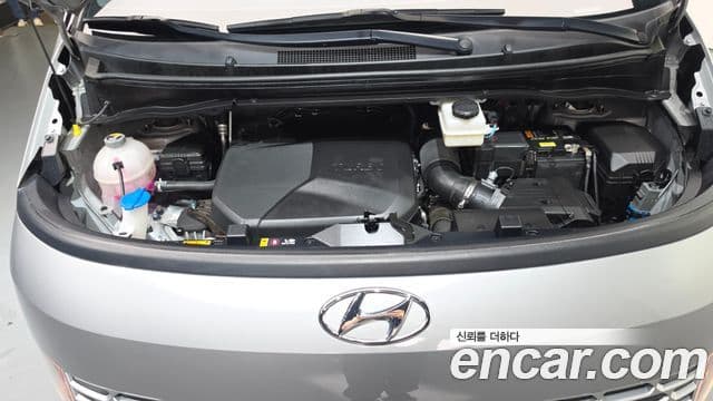 Hyundai Staria 2023 — фото 6 из 20