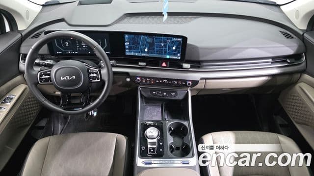 Kia Carnival 2024 — фото 7 из 20