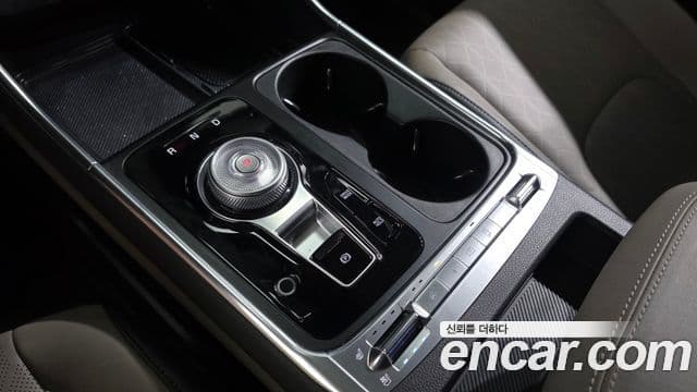 Kia Carnival 2024 — фото 9 из 20