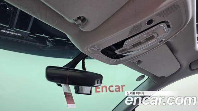Audi Q7 2019 — Şəkil 18/20