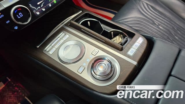 Genesis Electrified G80 2021 — фото 9 из 20