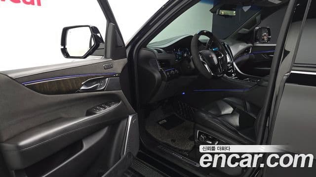 Cadillac Escalade 2019 — Şəkil 10/20