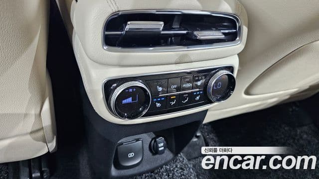 Genesis GV80 2020 — Şəkil 18/20