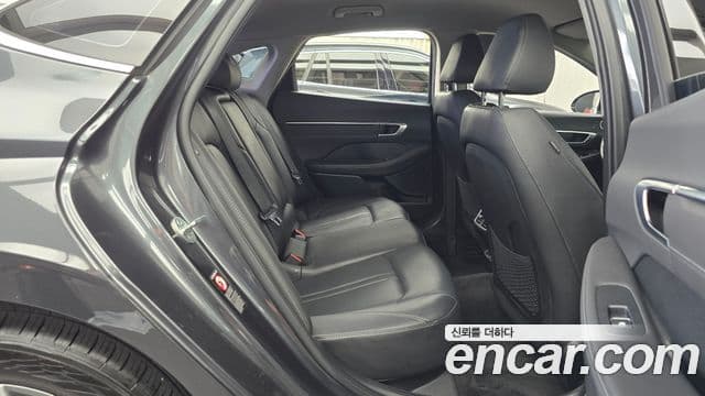 Hyundai Sonata 2022 — Şəkil 12/20