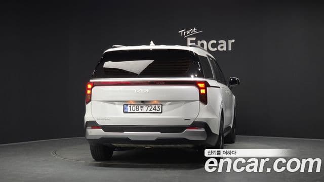 Kia Carnival 2024 — Şəkil 4/20