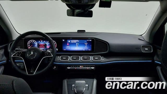 Mercedes-Benz GLE-Class 2025 — Фото 10/20