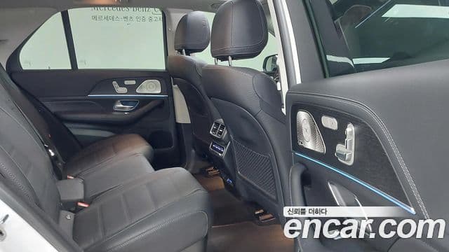 Mercedes-Benz GLE-Class 2025 — Фото 8/20