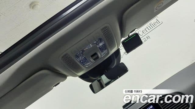 Mercedes-Benz GLE-Class 2025 — Фото 17/20