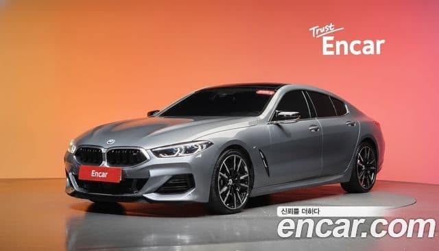 BMW 8 Series 2023 — Şəkil 1/20