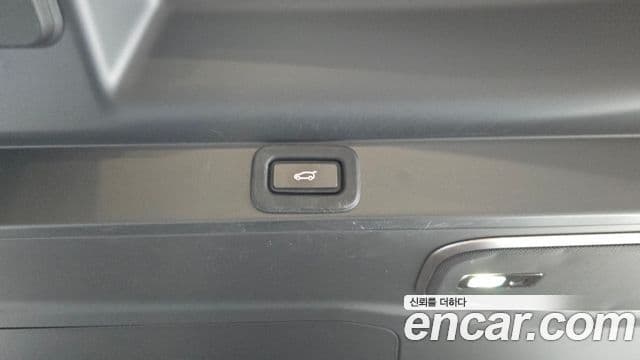 Land Rover Range Rover 2022 — Photo 20/42