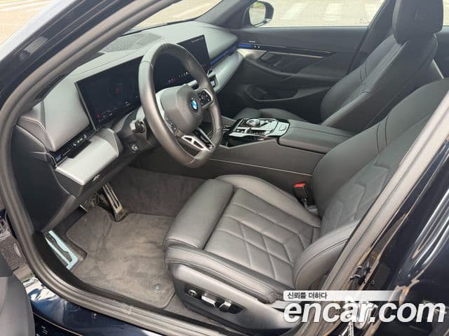 BMW 5 Series 2024 — ფოტო 9/20