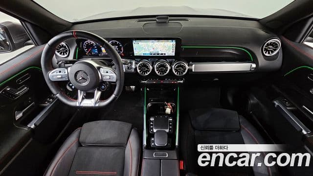Mercedes-Benz GLB-Class 2023 — Фото 7/20