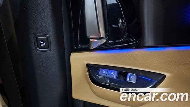 Kia Carnival 2020 — Şəkil 18/20