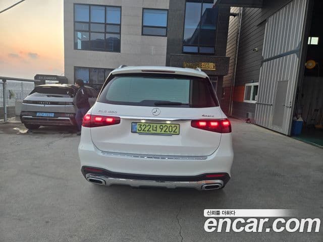 Mercedes-Benz GLS-Class 2025 — Фото 2/16