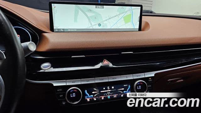Genesis Electrified G80 2022 — Şəkil 14/20