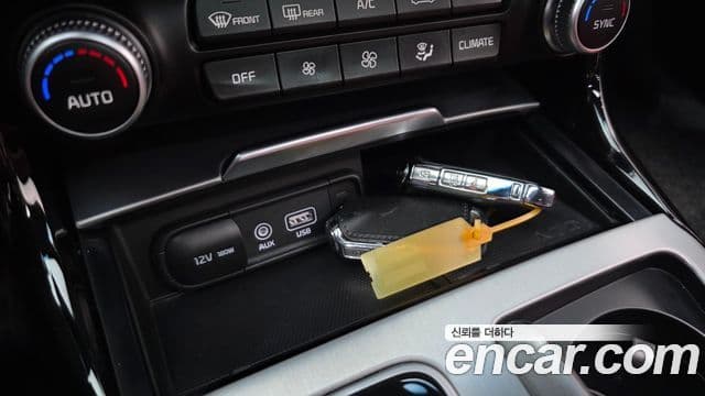 Kia Stinger 2020 — Şəkil 17/20