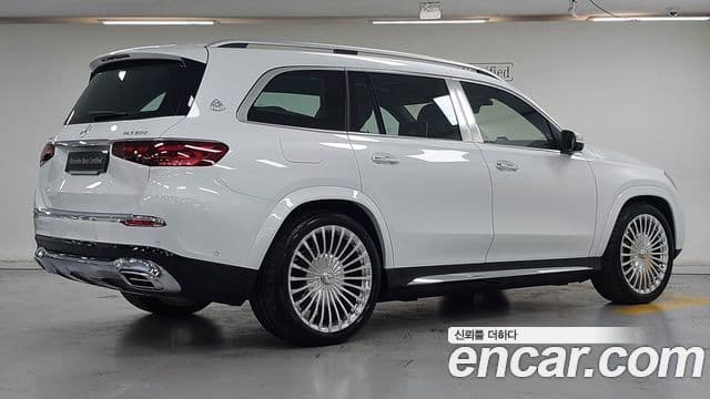 Mercedes-Benz GLS-Class 2025 — Фото 1/18