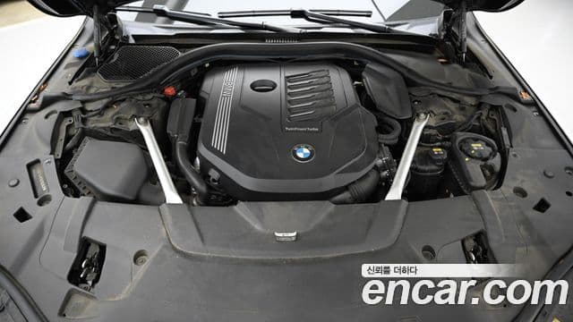 BMW 7 Series 2022 — ფოტო 6/20