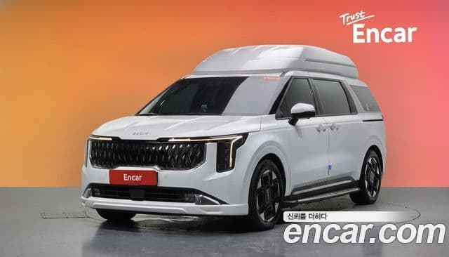 Kia Carnival 2024 — Фото 1/20