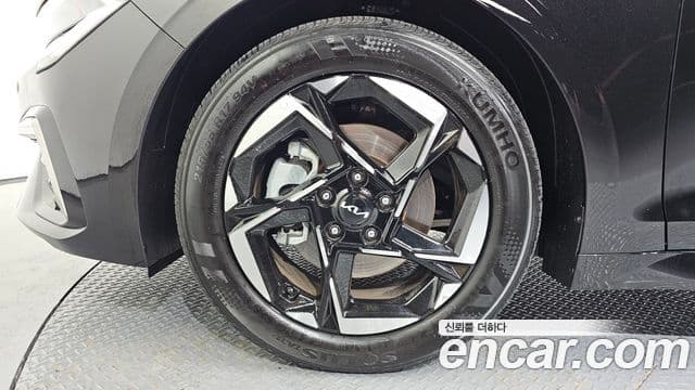 Kia K5 2025 — фото 5 из 20