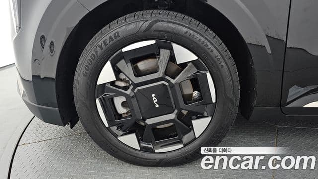 Kia Carnival 2025 — Şəkil 5/20