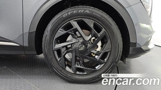 Kia Sportage 2023 — ფოტო 5/20