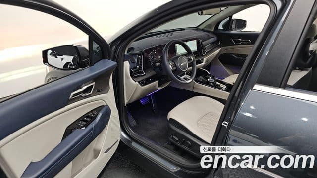 Kia Sportage 2023 — ფოტო 10/20