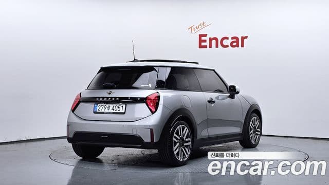 Mini Cooper C 2025 — Şəkil 8/20