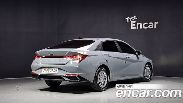 Hyundai Avante 2021 — Фото 2/20