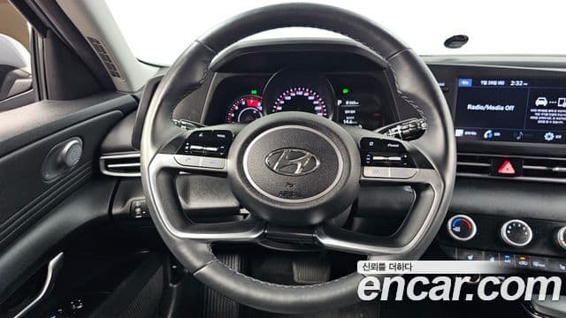 Hyundai Avante 2021 — Фото 13/20