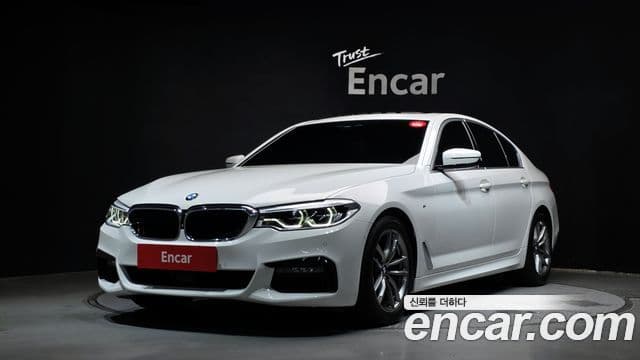 BMW 5 Series 2019 — ფოტო 1/20