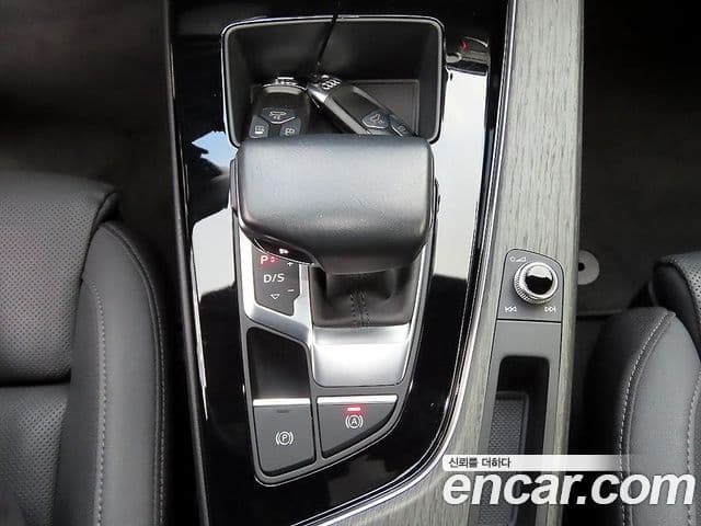 Audi A4 2023 — фото 11 из 20