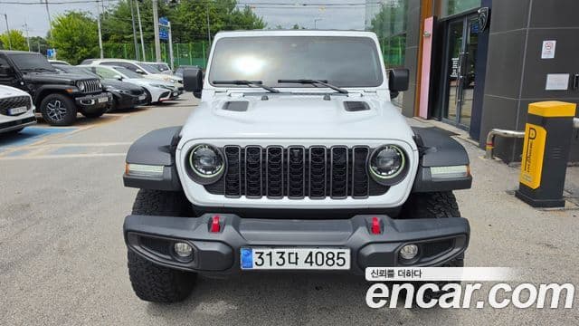 Jeep Wrangler 2024 — Şəkil 9/15