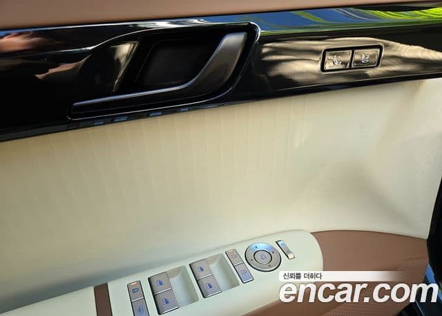 Hyundai Grandeur 2022 — Фото 16/20